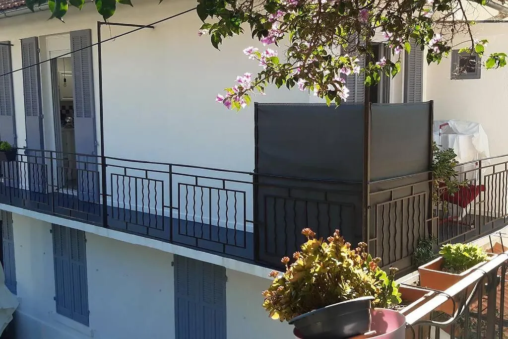 Logement Le Serein Toulon 0*,